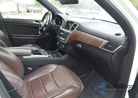 2014 Mercedes-Benz Gl 550 4Matic z USA, uszkodzony, nr VIN 4JGDF7DE2EA434593